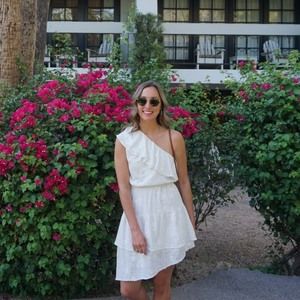 Meet your Posher, Kara